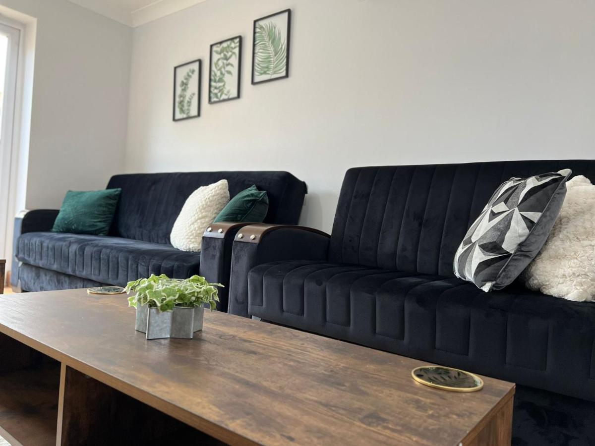 Boleyn Avenue By Incredible Stay Peterborough Dış mekan fotoğraf